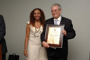 soledad-yriza-y-dr-carlos-nogueira
