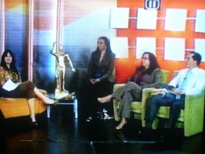 soledad-yriza-en-panel-programa-i-algo-mas_canal-i1
